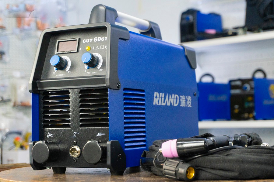 Máy cắt Plasma CUT 60CT Riland