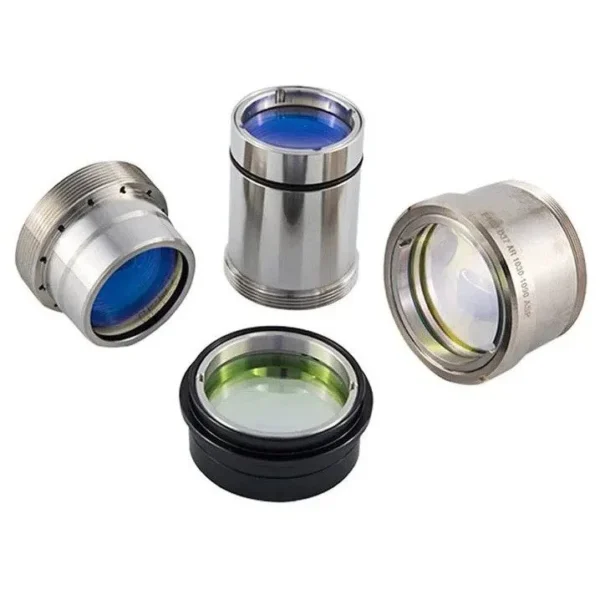 Thấu kính hội tụ và đầu chuẩn trực laser