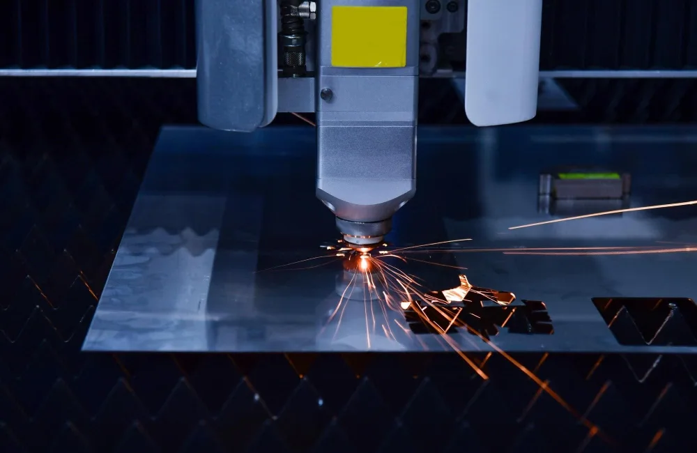 Ưu điểm của cắt laser kim loại tấm
