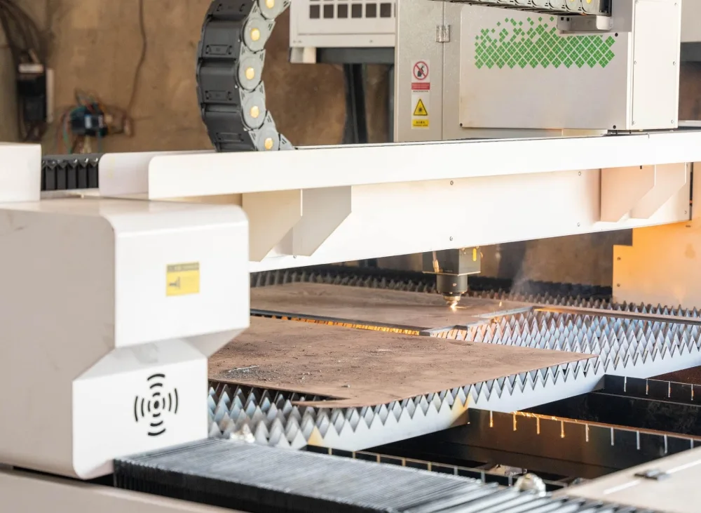 Máy cắt CNC Laser - Lựa chọn hàng đầu khi gia công kết cấu thép