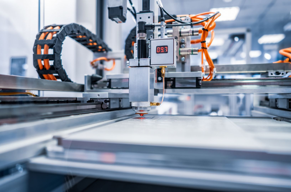 Ưu điểm và hạn chế của máy CNC