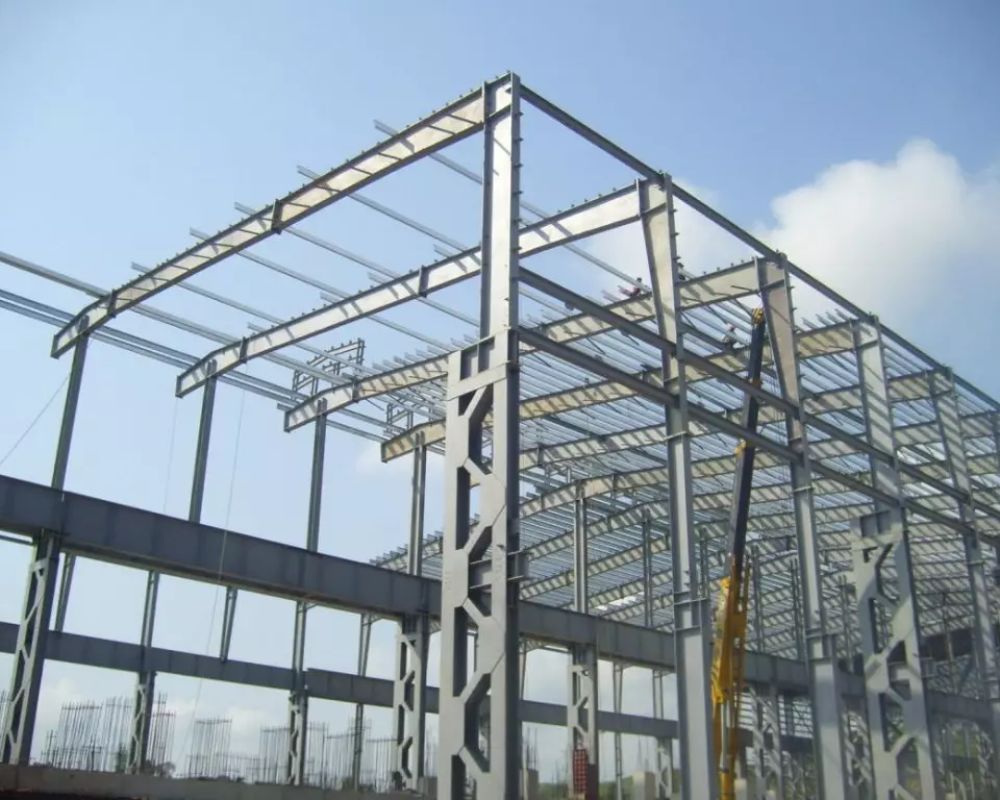Hệ giằng trong kết cấu thép là gì?